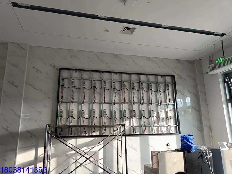 华泽光电HZNV案例：北京胜能能源科技有限公司前台背景墙室内LED显示屏p2